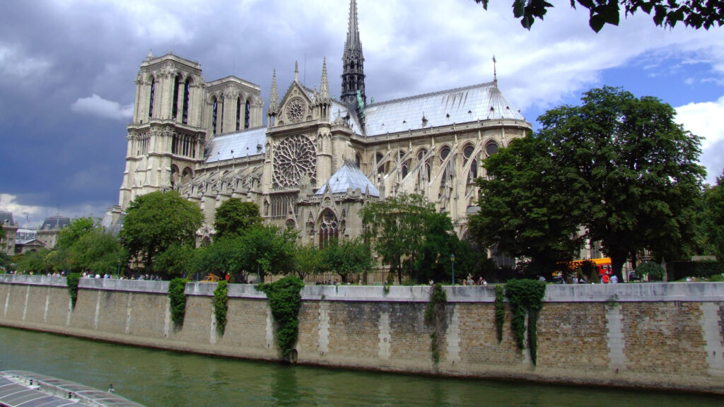 7 روز فرانسه (TK2343)