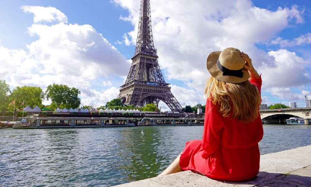 لباس چی ببریم؟ انتخاب براساس فصل