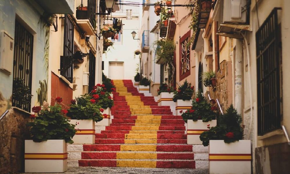 هزینه سفر به اسپانیا برای رزرو هتل