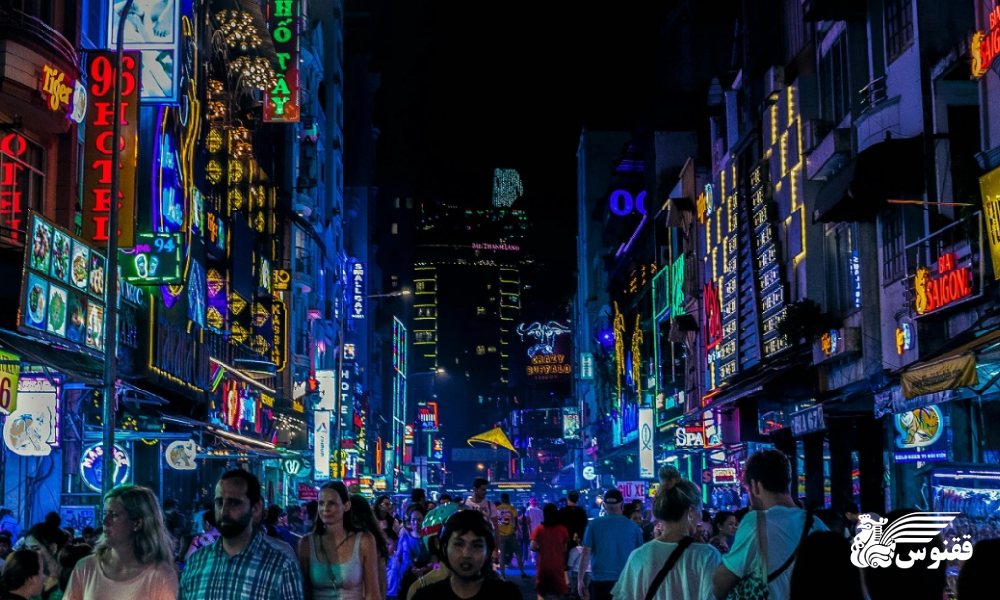 زندگی شبانه زنده در ویتنام با رقص و شادی تا دیر وقت